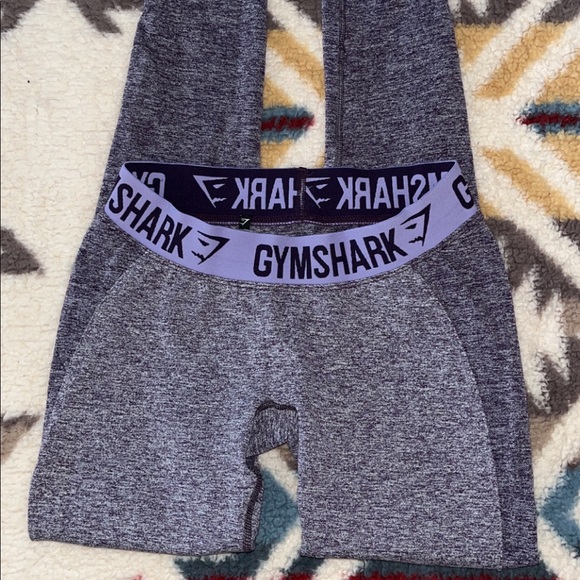 Purple Gymshark leggings - Picture 4 of 7
